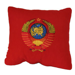 Подушка вышитая Герб СССР, 30х30 см